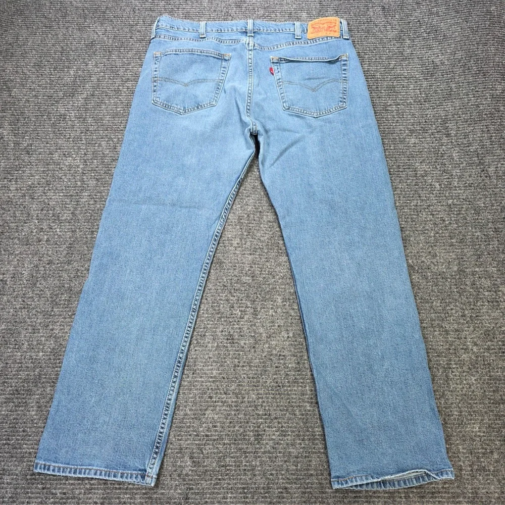 Levis 505 Regular Fit Jeans Men's Size 38x30 Bkue Medium Wash Straight Leg Denim
